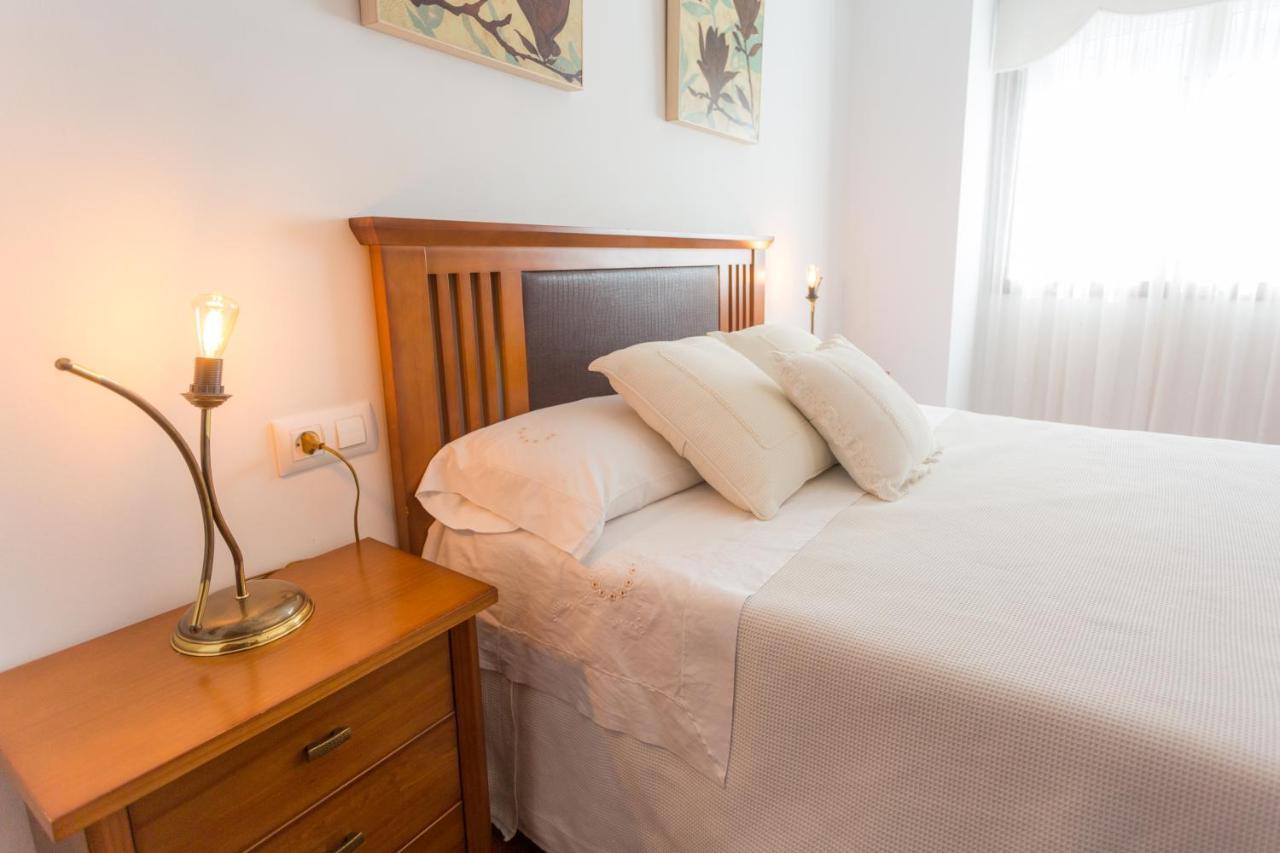 Appartamento Casa Goros II Melide Esterno foto