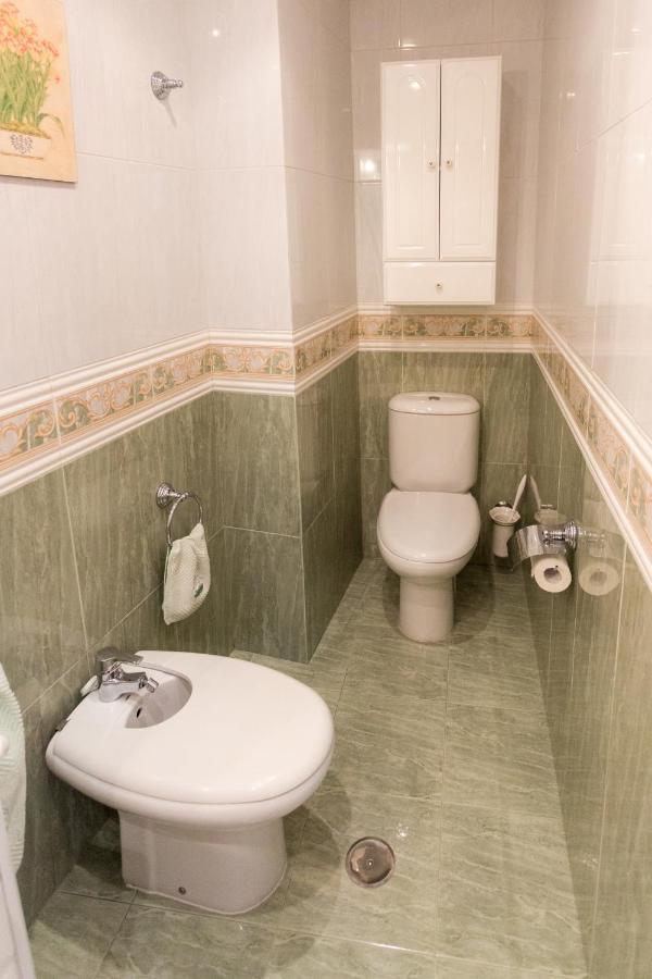 Appartamento Casa Goros II Melide Esterno foto